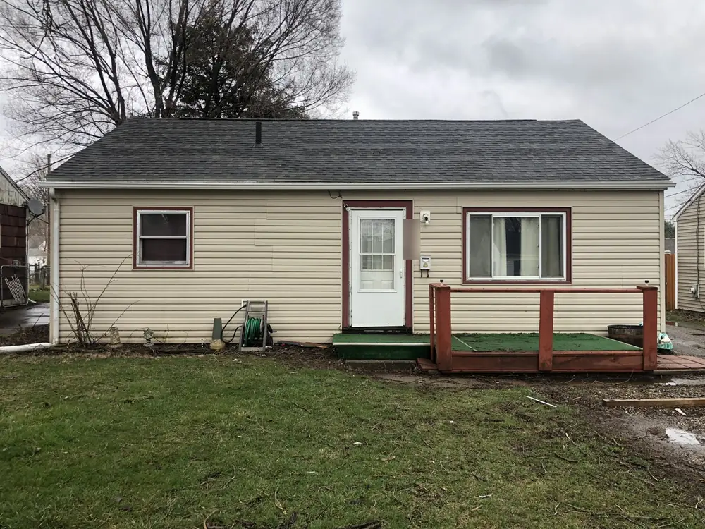 House on Bollinger Avenue NE in Canton, Ohio